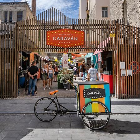 K10 - Kazinczy Street Heritage Suite - Best Location By Bqa Budapest Exterior foto
