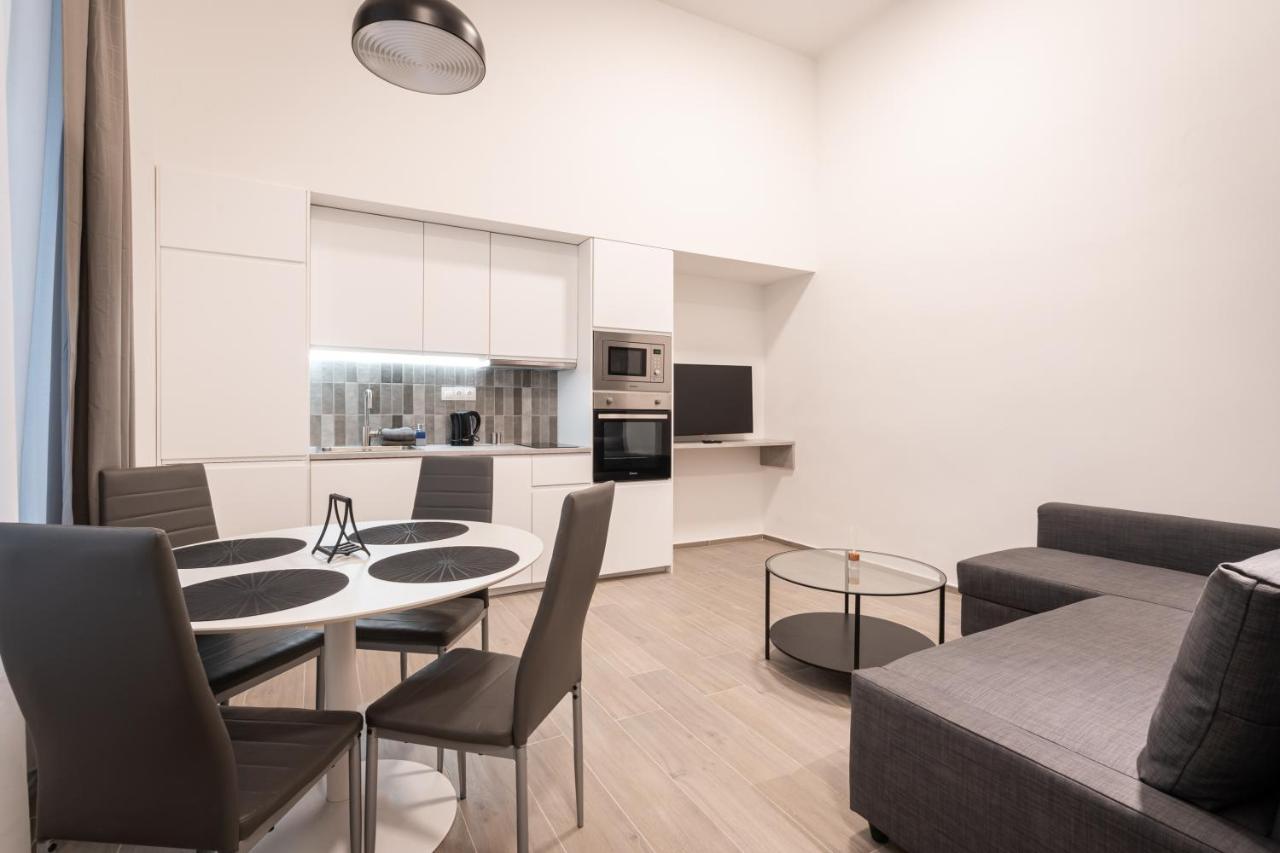 K10 - Kazinczy Street Heritage Suite - Best Location By Bqa Budapest Exterior foto
