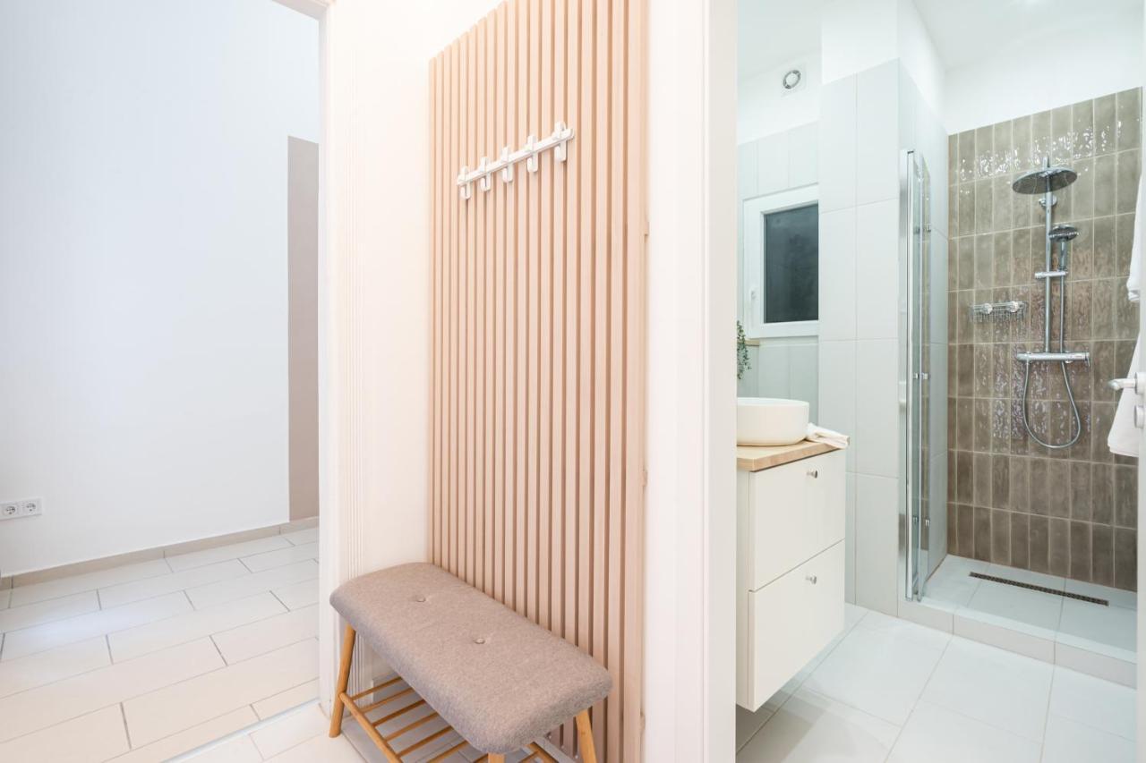 K10 - Kazinczy Street Heritage Suite - Best Location By Bqa Budapest Exterior foto